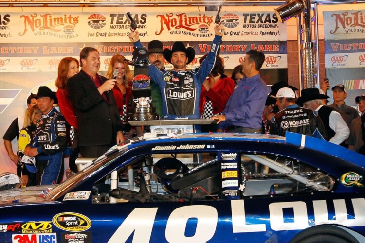 Johnson outduels Keselowski in Texas