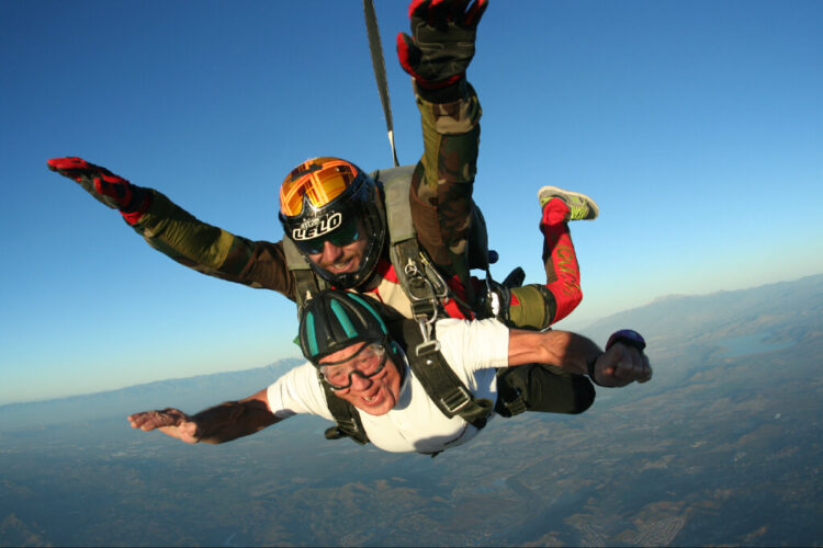 Mario Andretti goes Skydiving