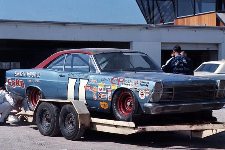 Video: 1967 Daytona Twin 100’s – Qualifying Race 2