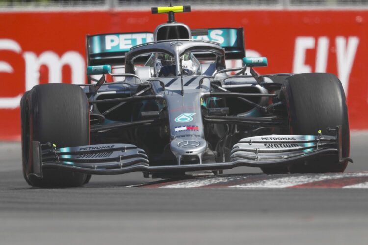 Hamilton ‘unbeatable’ in Canada – Rosberg