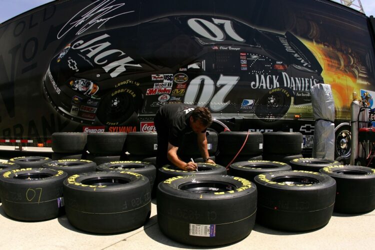 NASCAR, Goodyear implement “Rubber Restrictor Plates”