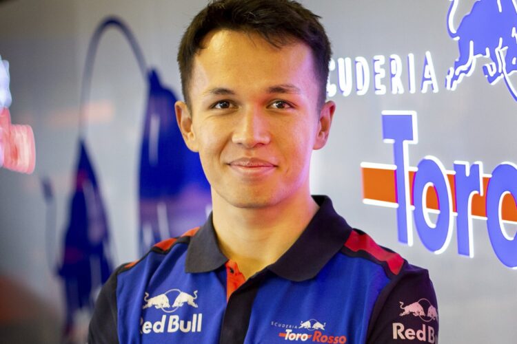 Exclusive interview with Albon: “I was buying a pair of trainers”