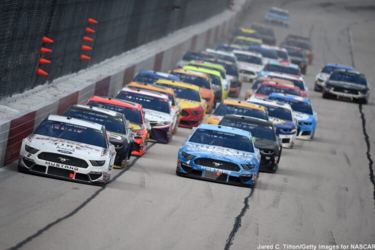 NASCAR race without an audience shows the racing world the way