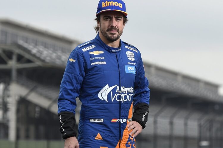 Early 500 odds favor Team Penske, but Alonso looms