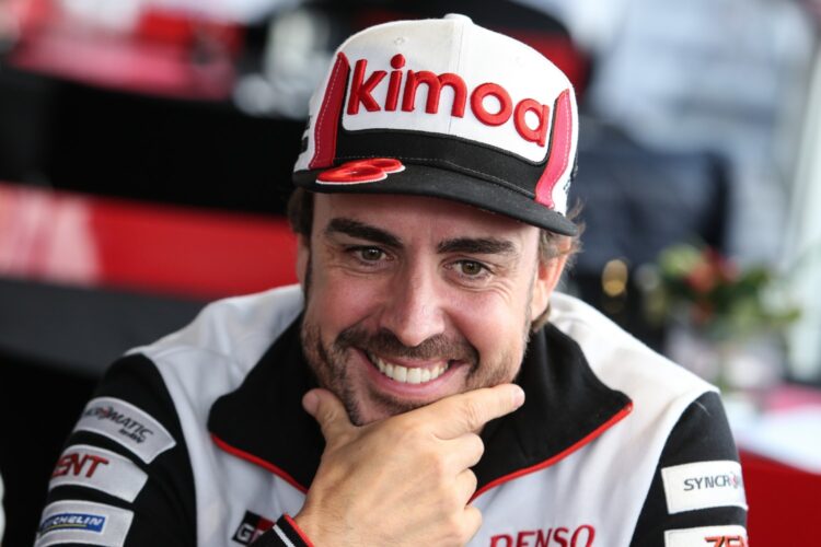 Dakar not a Hamilton-like ‘show’ – Alonso