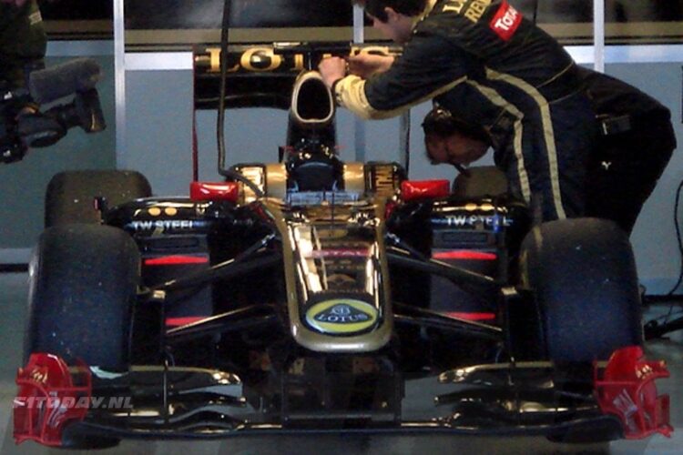 Team Lotus to be ‘Caterham Team AirAsia’ in 2012