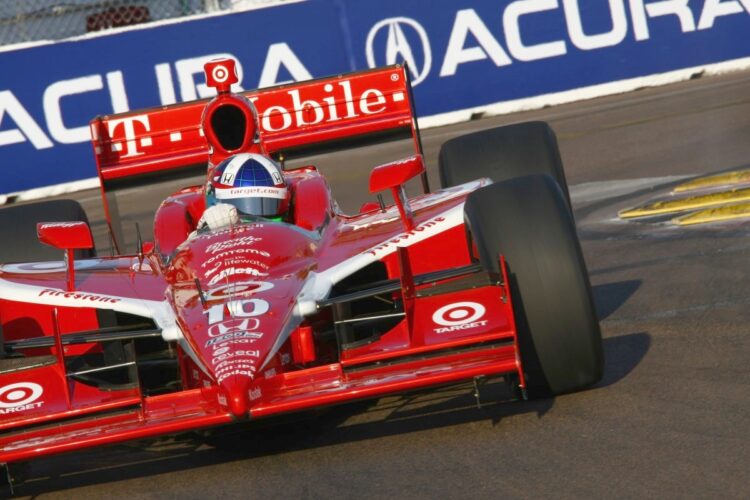 Franchitti starts off 2011 with win in St. Petersburg