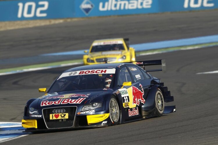 Miguel Molina claims pole position for DTM finale