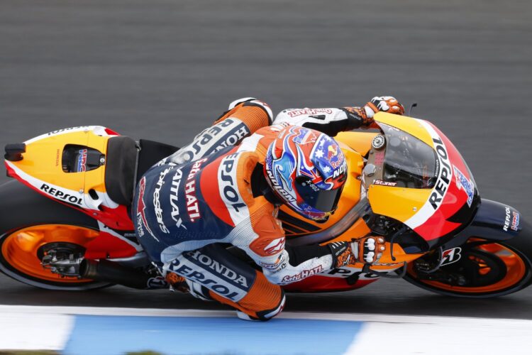 Sensational pole position for Casey Stoner