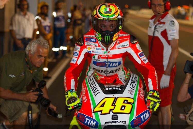 Rossi: ‘I cannot ride this Ducati’