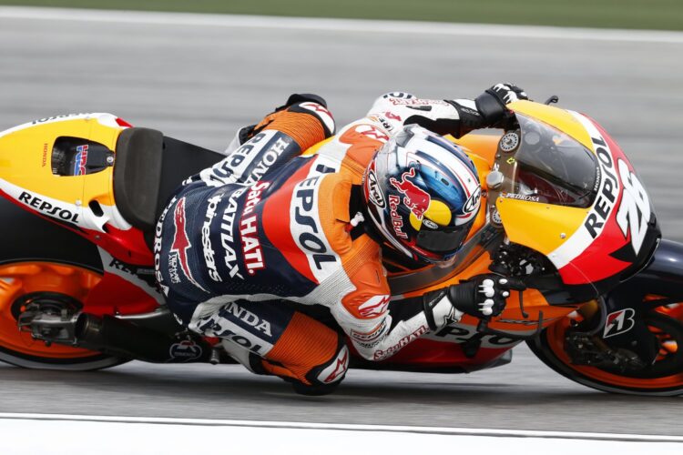 Pedrosa brings title within reach in thrilling rain-hit Malaysia race