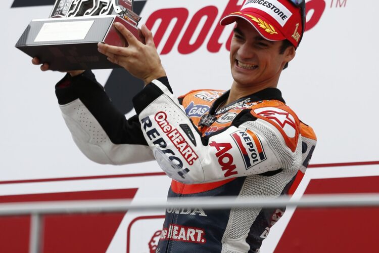 Pedrosa wins dramatic crash-strewn Valencian GP