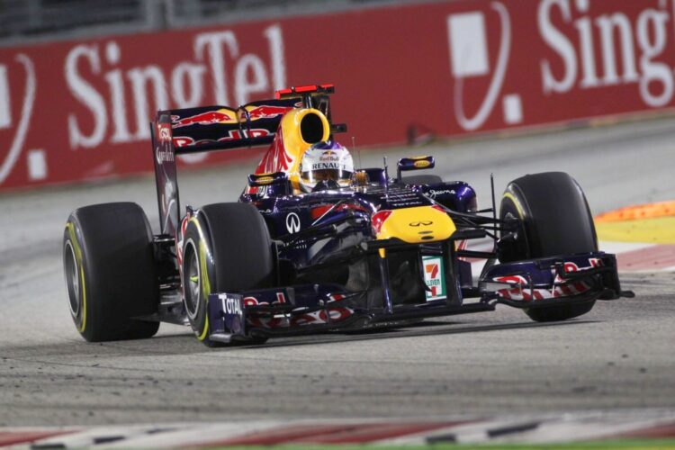 Singapore GP: Vettel wins 11th pole of 2011