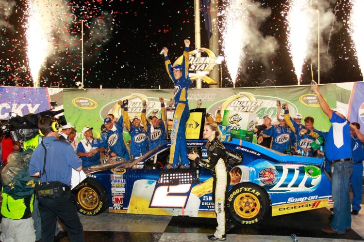 Keselowski blitzes Kentucky for third victory