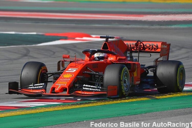 Vettel fastest for Ferrari on opening morning of F1 testing