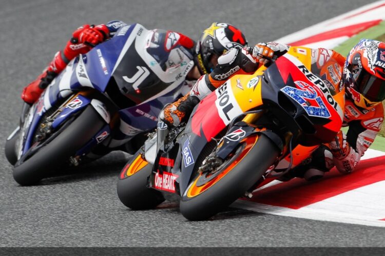 Stoner cruises to Catalunya GP win