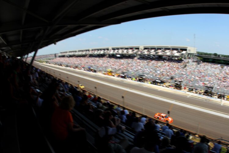 IMS may implement lights for Brickyard 400