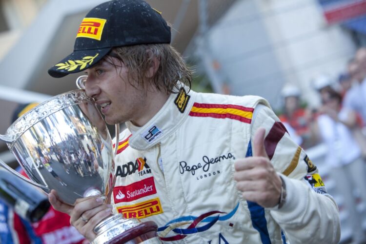 Pic powers to Monaco Sprint race victory