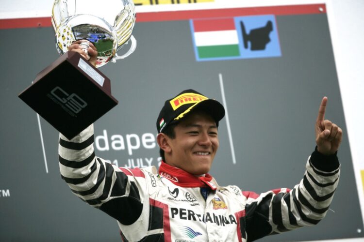 Rio Haryanto storms to Race 2 GP3 victory