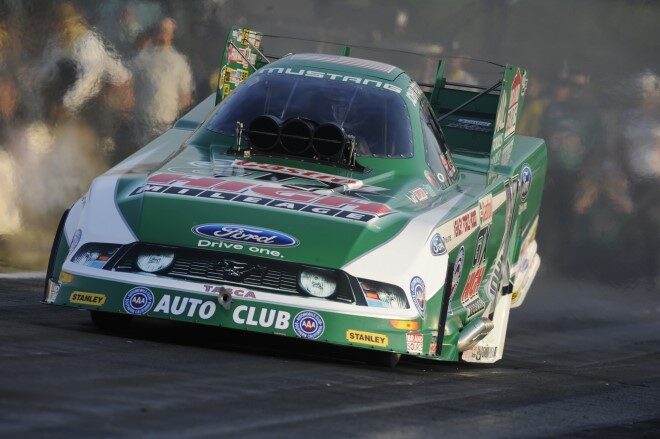 John Force closes on Warren Johnson