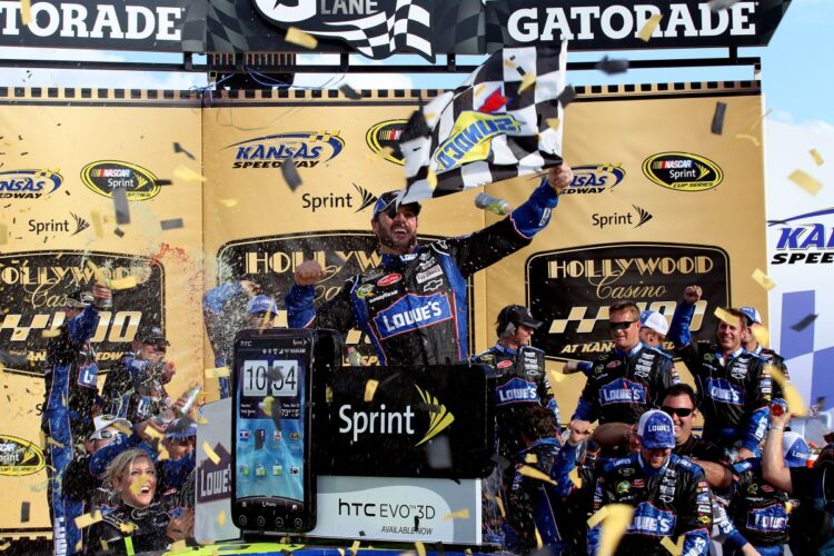 Jimmie Johnson dominates in Kansas