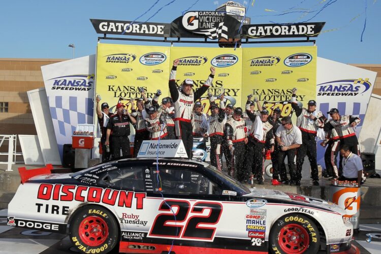 Keselowski powers to Nationwide win at Kansas