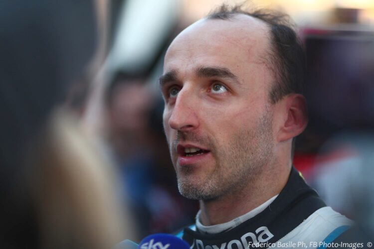 Williams ‘impossible to drive’ – Kubica