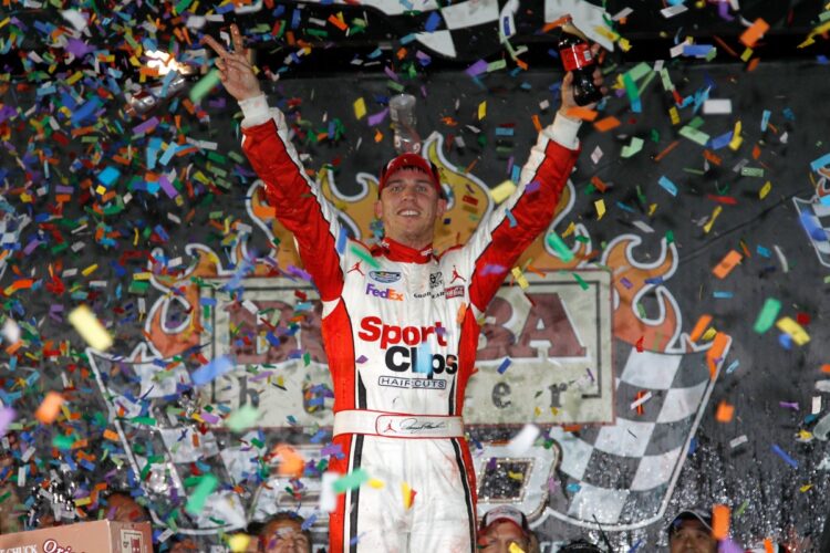 Hamlin Dominates Nationwide Race At Richmond