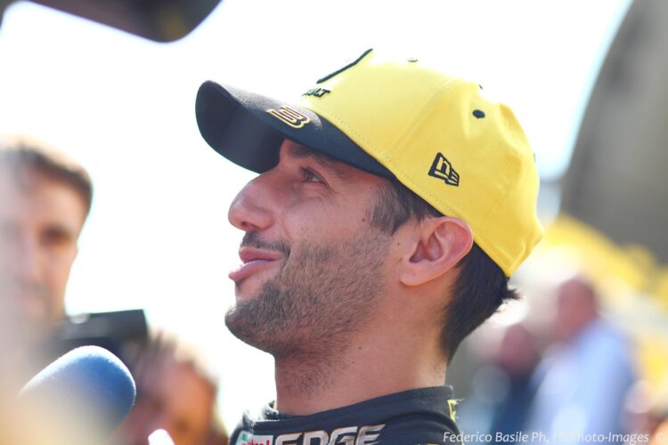 Ricciardo ready to be beaten by Red Bull