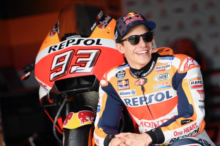 Oakley join Repsol Honda Team as Official Sunglasses Partner