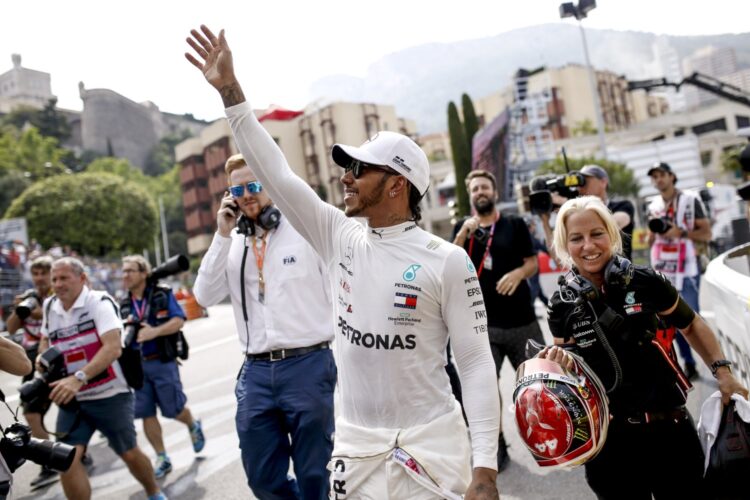 Hamilton guaranteed 6 more F1 titles