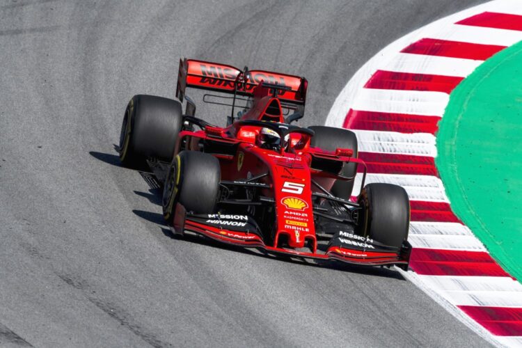 Vettel denies 2019 Ferrari design is flawed (Update with Lauda Helmet)