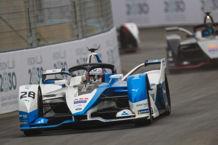 Formula E wants to increase artificial passing