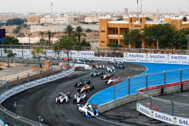 Saudi Arabian Airlines to be race title sponsor for Formula E season opener