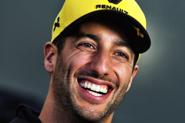 Ricciardo not regretting Renault move