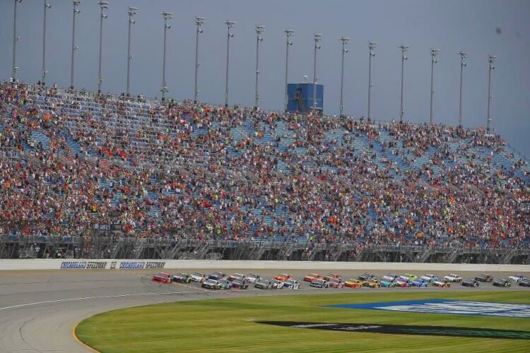 Chicagoland Speedway Sees Sparse Crowd For Camping World 400