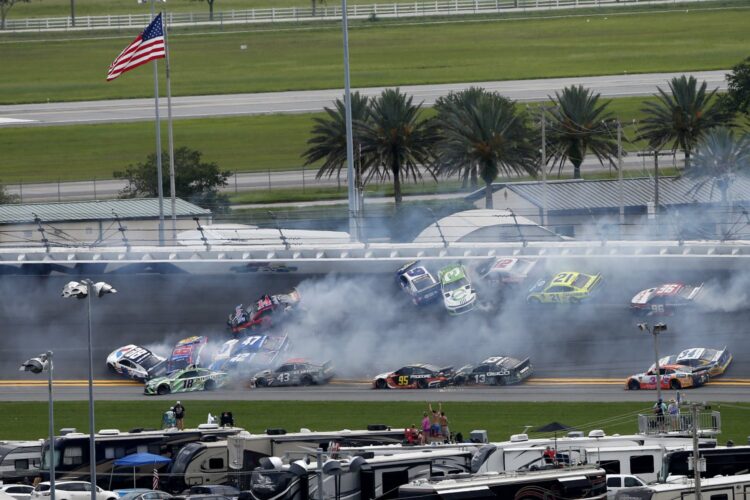 Inclement weather delays Coke Zero Sugar 400 at Daytona