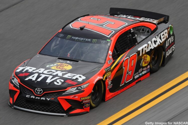 Martin Truex Jr. leads first Daytona 500 practice