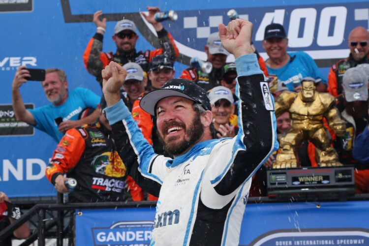 Martin Truex Jr. dominates at Dover