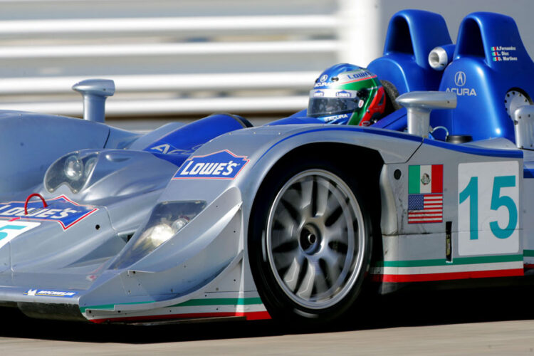 Fernandez tops opening ALMS practice