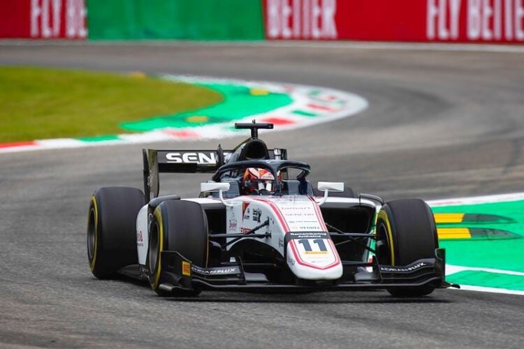 Ilott wins F2 pole at Monza