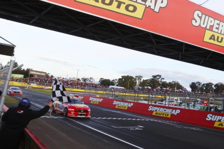 Penske driver McLaughlin wins Bathurst 1000 in final-lap dash