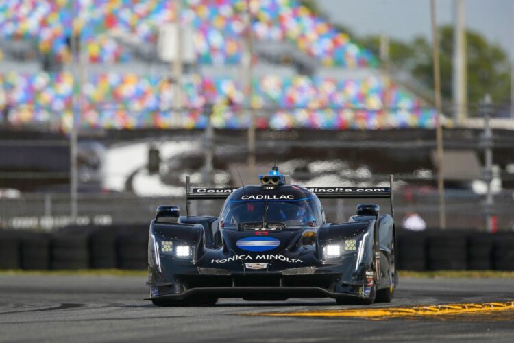 Alonso out to win Rolex 24