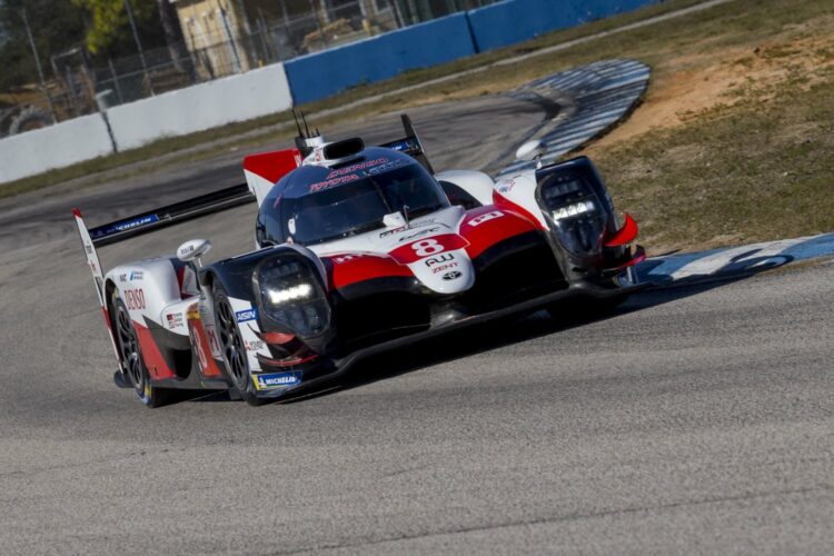 1000 Miles of Sebring: Test day 1 – Conquering the bumps