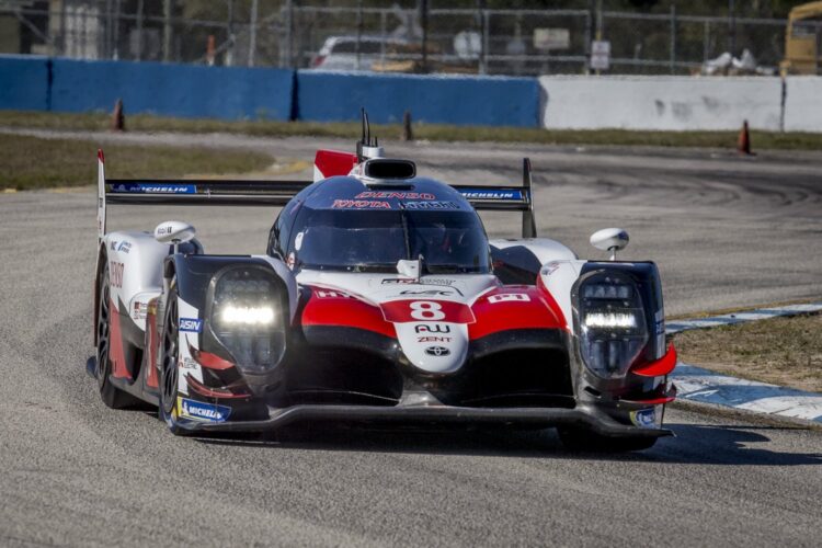 Alonso Toyota in control at Sebring