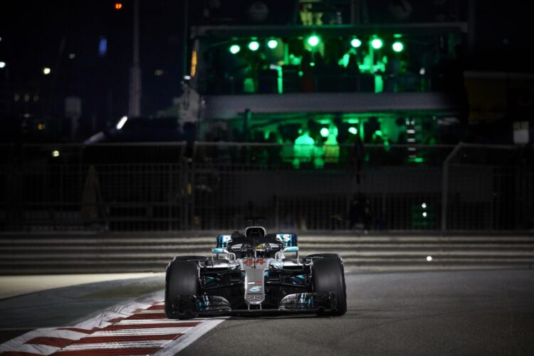 Mercedes buries Ferrari in Abu Dhabi