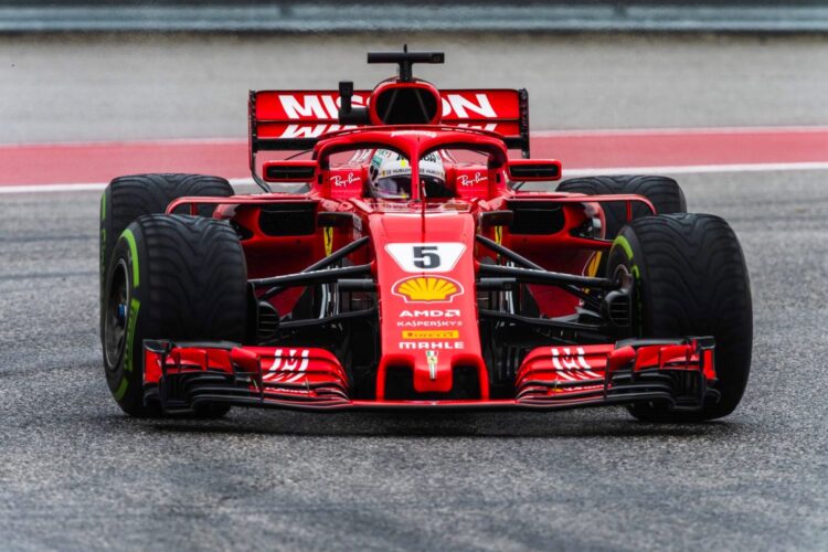 Vettel leads Ferrari one-two in USGP practice 3