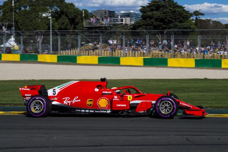 Vettel tops third practice in wet/dry Australia