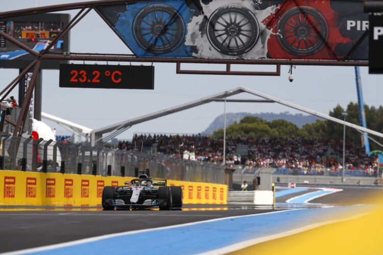 Hamilton leads all the way in France