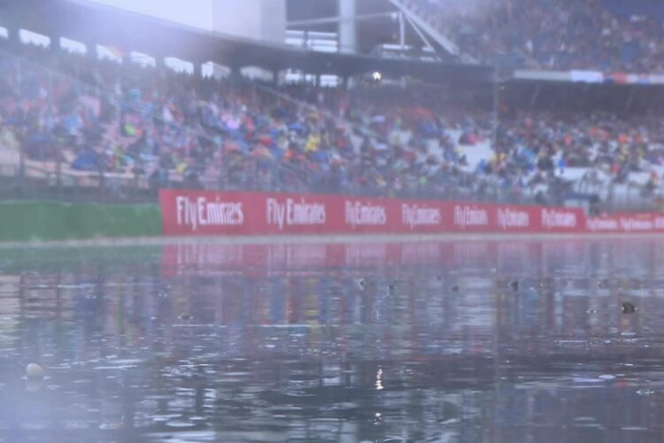 Rain hits German GP practice 3